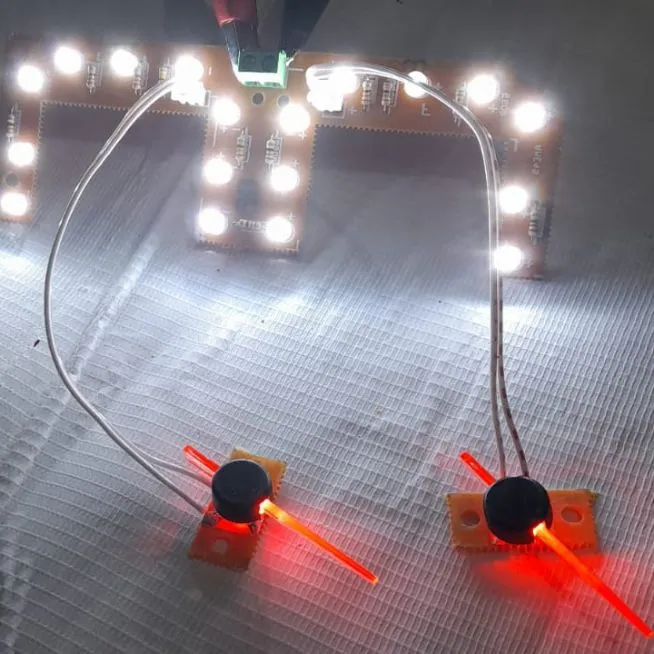 speedometer white colour glow kit with 2  smd light and long shape 2 red  needles