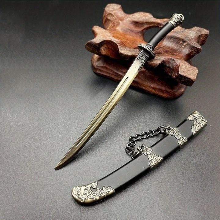 Weapon%20Model%20Ancient%20Mini%20Sword%20KeyChain%20Zinc%20Alloy%2012cm%20Weapon%20Key%20Chain%20Cute%20Scabbard%20Key%20Ring%20Women%20-%20Image%206