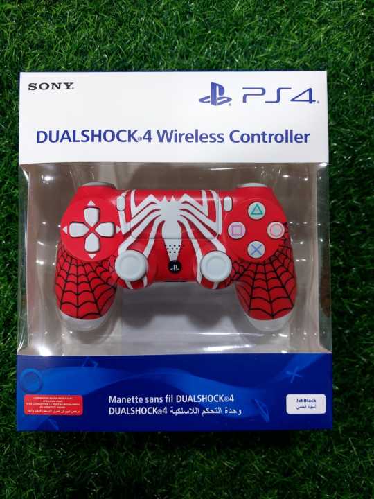 DualShock%204%20Wireless%20Controller%20-%20Red%20-%20Image%203