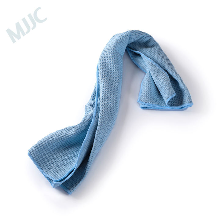 MJJC%20WATER%20MAGNET%20WAFFLE%20DRYING%20TOWEL%2060X80CM%20-%20BLUE%20-%20Image%204