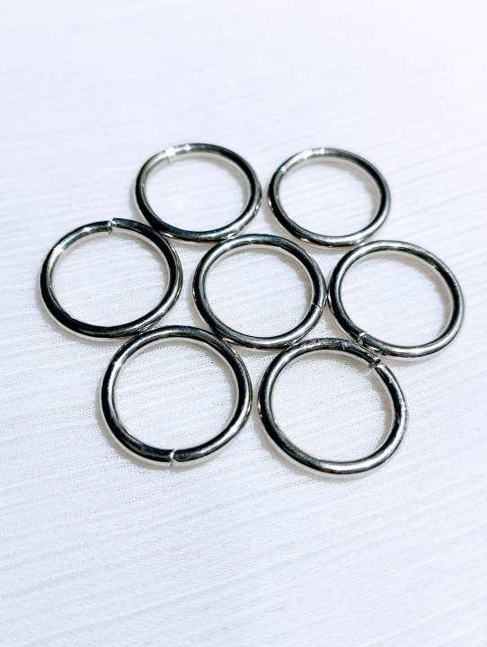 Multi-Color%20Split%20Jump%20Rings%20Set%20for%20DIY%20Crafting%20-%20Craft%20Connector%20for%20Artisanal%20Projects%20-%20Image%206