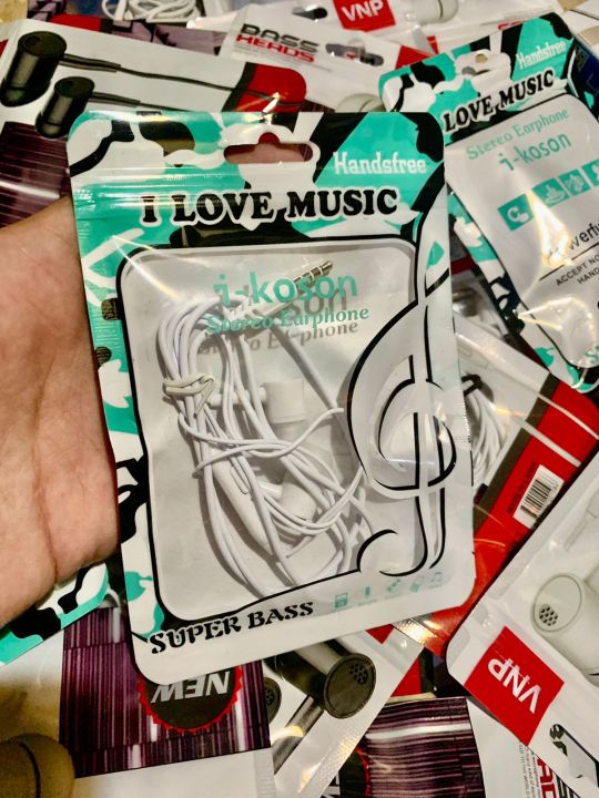 Super%20Bass%20Earphones%20with%20Noise%20Cancellation%20-%20High-Quality%20In-Ear%20Design%20-%20Image%204