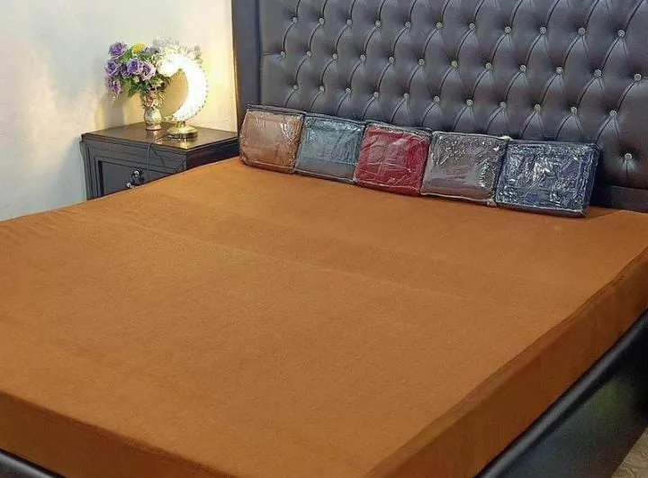 Waterproof%20Mattress%20Cover%20King%20Sized%20Mattress%20Protector%20Anti%20Slip%20Double%20Bed%20Fitted%20Bed%20Sheet%20-%20Image%206