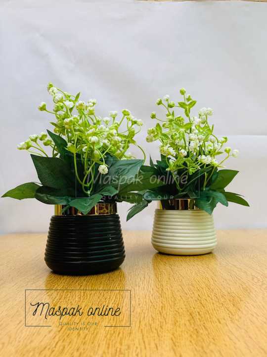 Artificial%20Baby%20Breath%20Flowers%20with%20Black%20/%20White%20Pot%20%20%7C%20Washable%20%7C%20Best%20Used%20for%20Home%20Purposes%20and%20Office%20Decoration%20Table%20Top%20home%20decoration%20items%20flowers%20for%20home%20decoration%20-%20Image%206