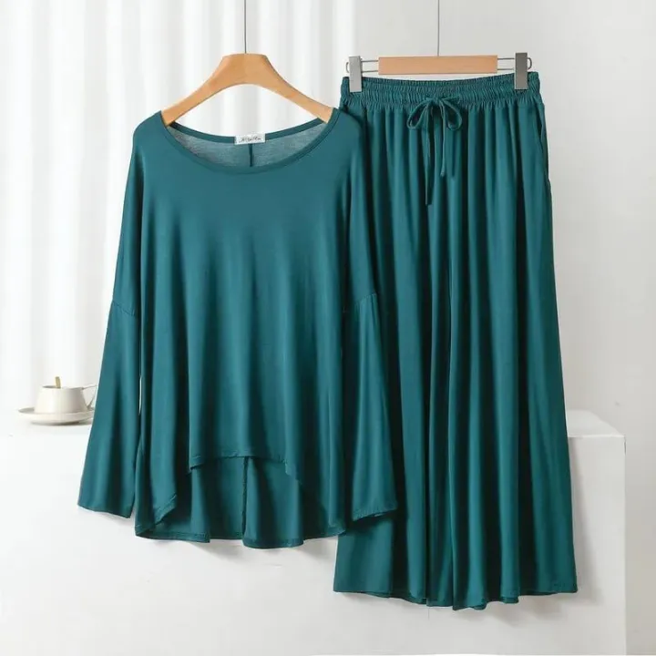 Nightwear%20Loose%20Sleeves%20T%20Shirt%20with%20Palazzo%20Trouser%20Suit%20for%20Women%20and%20Girls%20-%20Image%202
