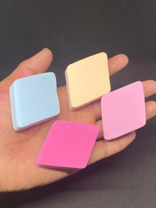 Makeup%20Sponge%20Powder%20Puff%20for%20Beauty%20Tool%20(4%20Pcs)%20-%20Image%203