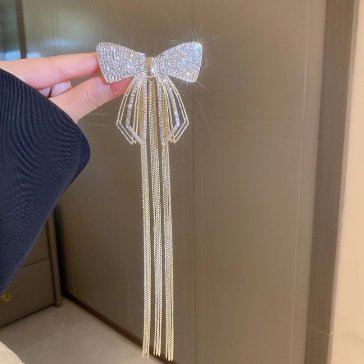 Crystal%20Rhinestone%20Butterfly%20Pearl%20Tassel%20Hairpin%20-%20Alloy%20Side%20Clip%20for%20Women%20and%20Girls%20-%20Image%202