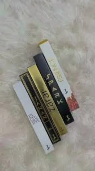 Pack%20Of%204%20Pen%20Pocket%20Size%20Perfume%2035ml%20-%20Image%204