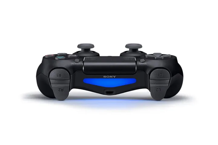 DualShock%204%20Wireless%20Controller%20-%20Jet%20Black%20-%20Image%204