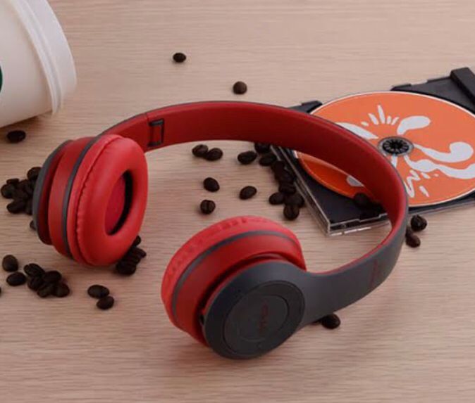 P47%20Wireless%20Headset%20Bluetooth%20Foldable%20On-Ear%20Headphone%20(Connect%20with%20All%20Smart%20Cell%20Phones%20/%20Laptops%20/%20Computer%20Systems).%20-%20Image%204