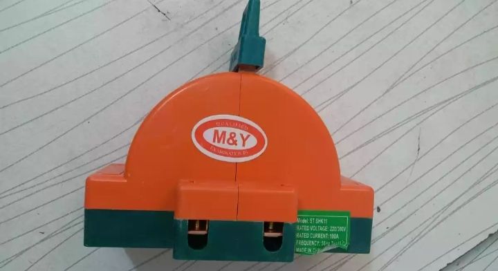 HANDLE%20CHANGEOVER%20%20BEST%20QUALITY%20%20CHANGEOVER%20SWITCH%202P%2032%20AMPERE%20l%20-%20Image%205