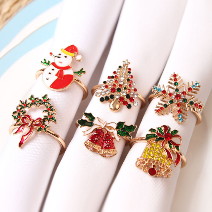2023 Xmas theme Xmas Napkin Ring Ornamental Metal napkin holder Festive design Napkin Buckle Napkin buckle Table decor Metal Napkin Holder for Holiday parties Christmas dinners Home decoration