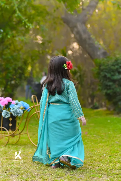 Stitched%20Feroozi%20Chiffon%20Saree%20for%20Baby%20Girls%20(Age%202%20to%2016%20Years)%20-%20Image%205