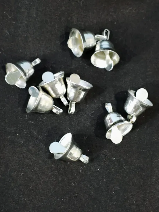 30Pcs%20Tiny%20Silver%20Bell%20Charms%20for%20Craft,%20Jewelry%20Making,%20Dress%20Designing,%20Home%20Decor%20%E2%80%93%2015mm%20Miniature%20Bell%20with%20Loop%20-%20Image%207