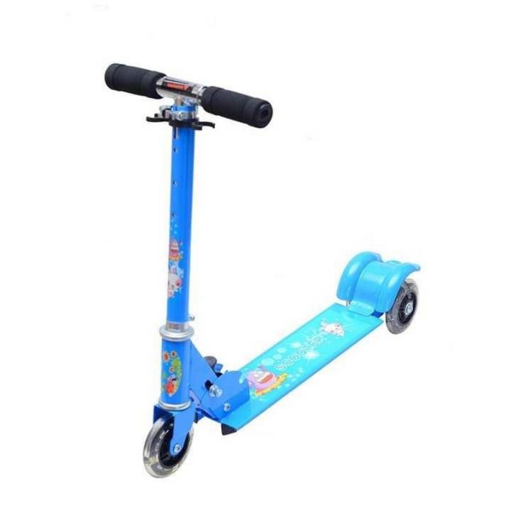 Original Three Wheel Scooty