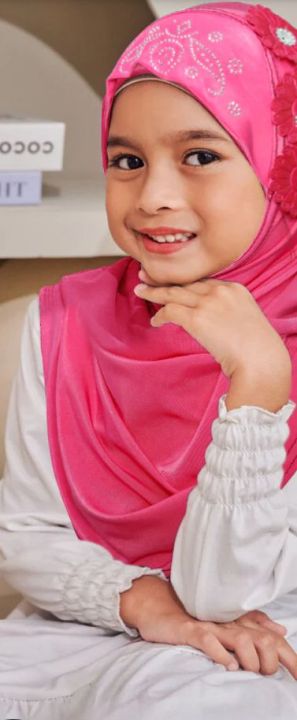 Muslim%20Baby%20Girls%20Hijab%20Scarf%20-%20Soft,%20Free%20Size,%20Ages%201-3%20Years%20-%20Image%208