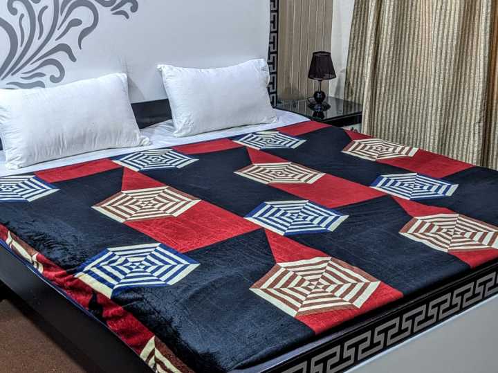 Red and Blue Super Soft Fluffy (AC) Fleece Blanket(kambal) for Double Bed King Size - Luxury Premium Quality