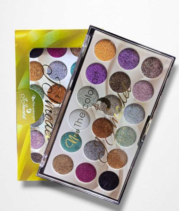 J%20J%20Model%2018%20Colors%20Sequins%20Glitter%20Powder%20High%20Gloss%20Pearly%20Eye%20shadow%20Palettee%20-%20Image%204