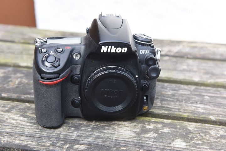 DSLR%20CAMERA%20D700%20FULL%20FRAME%20BODY%20ONLY%20-%20Image%207