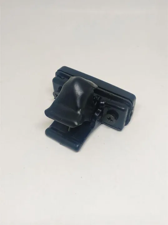 SLIDING%20GLASS%20LOCK%20FOR%20FAW%20XPV%20VAN%20ALL%20MODELS%20-%20Image%204