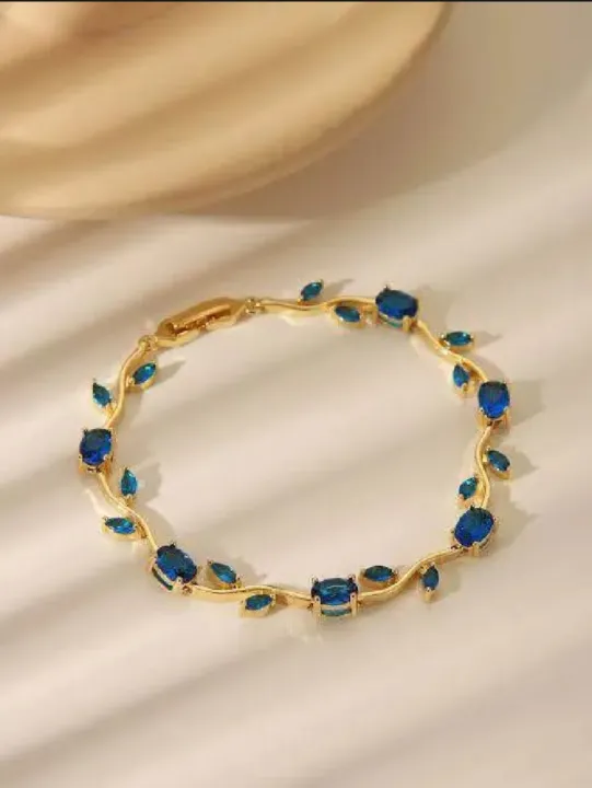 Tulip%20Bracelet%20for%20Girls%20&%20Women,%20Elegant%20Flower%20Charm%20Bracelet,%20Korean%20Style%20Jewelry,%20Tulip%20Hand%20Bracelet%20for%20Women,%20Fashion%20Floral%20Charm%20Jewelry%20Gift,%20Tulip%20Flower%20Bracelet,%20Premium%20Flower%20Bracelet%20for%20Girls%20-%20Image%206