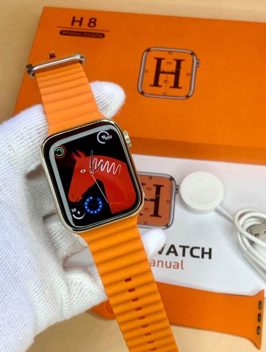 H8%20Ultra%20Smart%20Watch%20Amazing%20AMOLED%20Display%20-%20Image%202