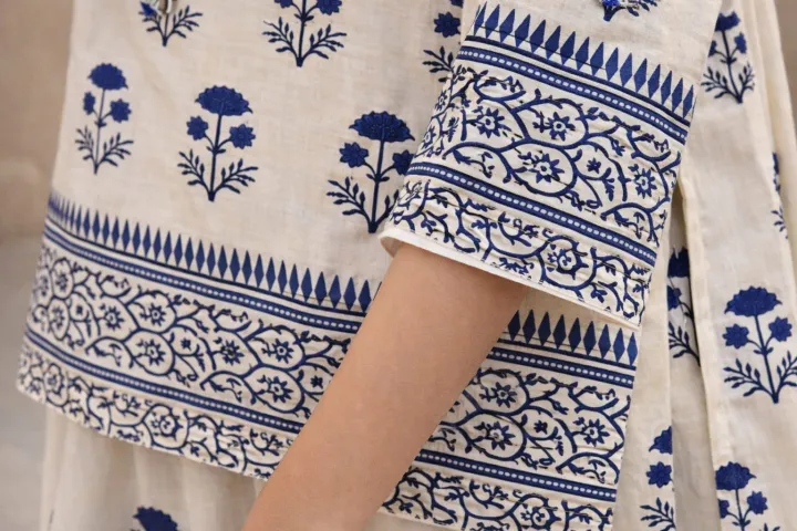 New%20Trendy%20%20%20Lenin%202Pc%20suit%20%20for%20Women's%20and%20Girls%20High%20Quality%20Stitched%20suits%20-%20Image%203