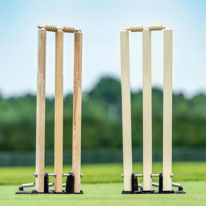 Cricket Wooden Spring Return Stumps With Bails & cast iron Base , Wickets