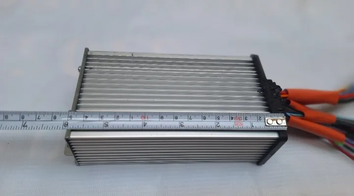 48V/60V/72V%201000W%20BLDC%20DC%20Brushless%20Sinewave%20Hub%20Motor%20Controller%20with%20Three%20Speed%20Options%20-%20Image%203