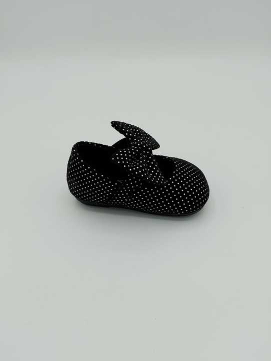 Baby%20Girl%20Polka%20Dot%20Soft%20Sole%20Shoes%20with%20Bow%20%7C%20Anti-Slip%20Prewalker%20Shoes%20for%20Infants%20&%20Toddlers%20-%20Image%206