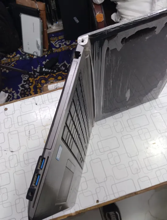 Toshiba%208GB%20RAM%2015.6%20Inch%20Display%20256GB%20Fingerprint%20Tecra%206Th%20Screen%20Backlight%20Full%20Coverage%20Anti%20Scratch%20-%20Image%204