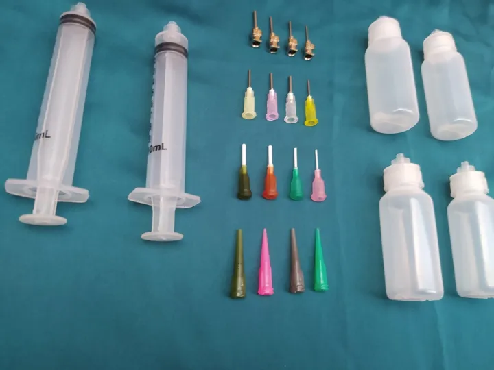 Henna%20Mehndi%20Applicator%20Kit%20with%2002%20Injection%2004%20Squeeze%20Luer%20Lock%20Bottles%20&%2016%20Nozzles%20for%20Creating%20Amazing%20Designs%20Multipurpose%20Paint%20Glue%20Solder%20Mask%20Resin%20Epoxy%20Works%20Injection%20Mehndi%20-%20Image%207