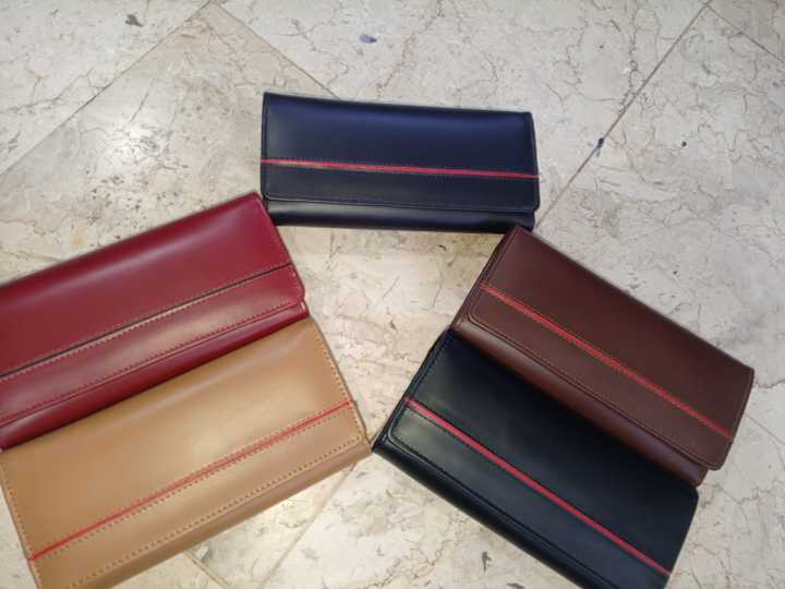 Ladies%20leather%20hand%20purse%20and%20wallet%20in%20new%20style.%20-%20Image%203