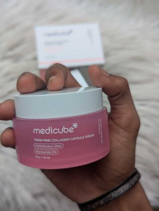 Medicube%20PDRN%20Pink%20Collagen%20Capsule%20Cream%20%E2%80%93%20Intensive%20Firming%20&%20Hydrating%20Anti-Aging%20Moisturizer%20(55g,%20Made%20in%20Korea)%20-%20Image%204