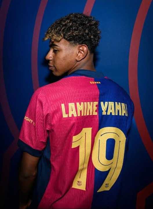 Original Lamine Yamal T-Shirt Barcelona FC - Available New | Daraz.pk