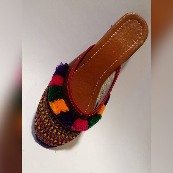 Ladies Fancy Multani Khussa 100% leather