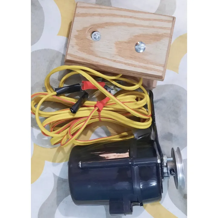 Sewing%20Machine%20Motor%2012%20Volt%20DC%20With%20Speed%20Controler%20-%20Image%204