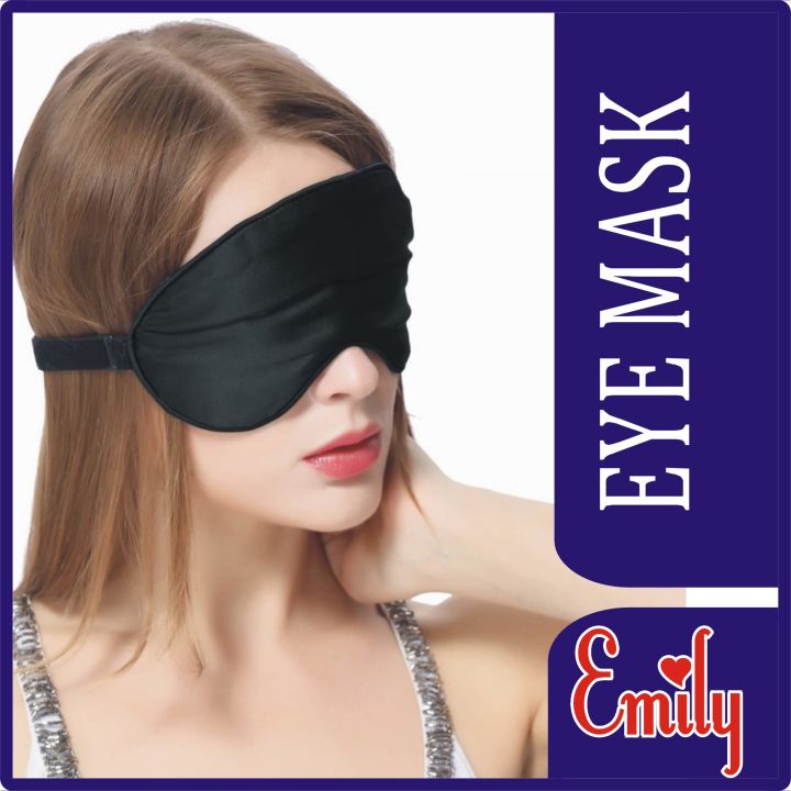 EMILY%20TRAVELLING%20KIT,%20IMPORTED%20EYE%20MASK,%20SLEEPING%20MASK%20AND%20IMPORTED%20SOCKS%20PAIR%20IN%20TRAVELING%20POUCH%20-%20Image%206