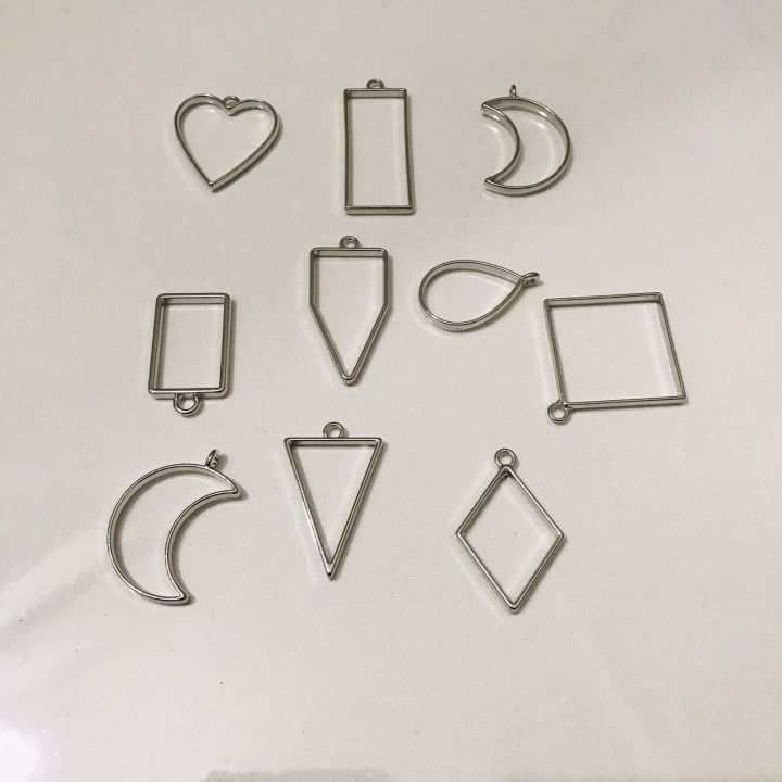 Pendants%20For%20Resin%20Art%20Pack%20of%2010%20PC%20-%20Image%202