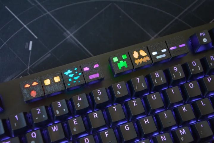Minecraft%20Keycaps%20Set%20%7C%20Multiple%20Styles%20Gaming%20Keycaps%20%7C%20Creeper%20&%20Character%20Keyboard%20Keys%20for%20Mechanical%20Keyboard%20-%20Image%202