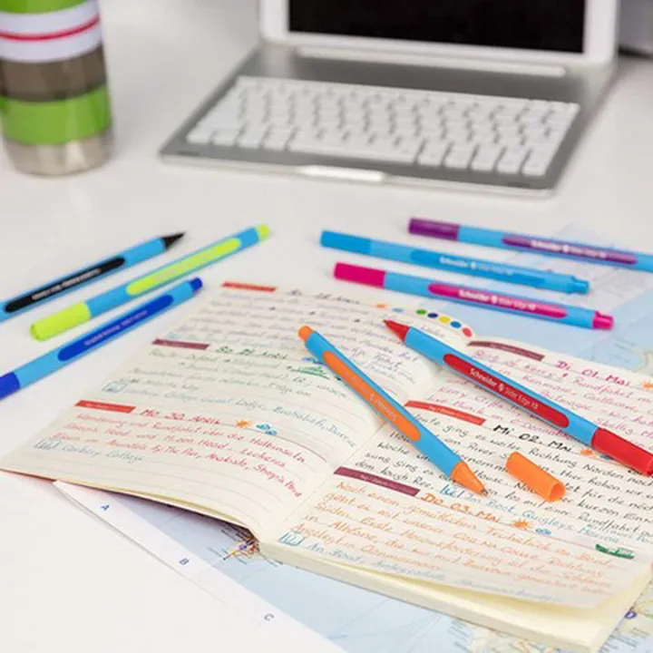 Schneider%20Slider%20Edge%20Ballpoint%20Pen%20-%20Line%20width%20Extra%20Broad%20(XB)%20-%20Rubberised%20three-sided%20body%20for%20relaxed%20writing%20-%20Viscoglide%C2%AE%20technology%20for%20extraordinarily%20smooth%20and%20gliding%20writing%20-%20Ideally%20suited%20to%20drawing%20and%20painting%20projects%20-%20Image%205