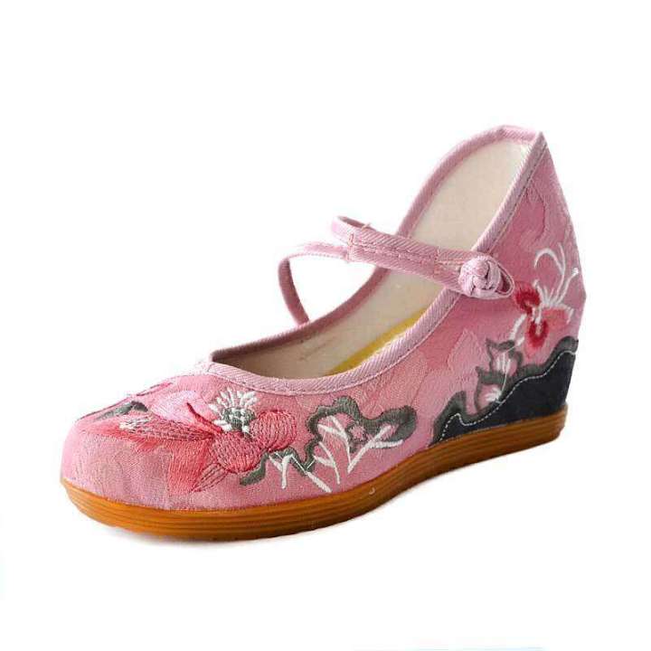 Old%20Beijing%20Ethnic%20Cloth%20Embroidered%20Women's%20Hanfu%20Shoes%20Ancient%20Style%20Elevated%20Slope%20High%20Heels%20-%20Image%205