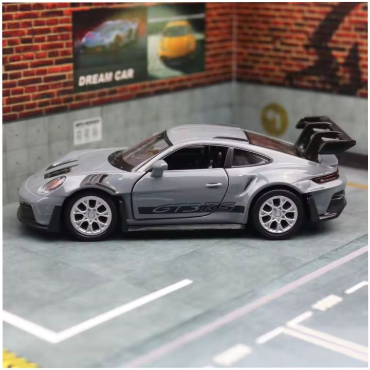 DieCast%20Kinsmart%20Porsche%20911%20GT2%20RS%20Scale%201/36%20Multicolor%20-%20Image%207