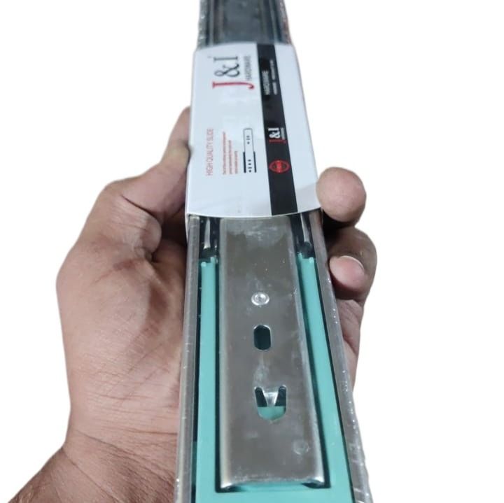 Drawer%20Channel,%20Soft-Closing%20Silent%20System%20Telescopic%20Ball-Bearing%20Full%20Extension%20Runner%20-%20Image%207