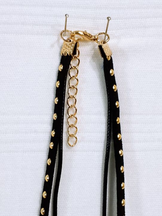 Fancy%20Black%20Leather%20String%20Layered%20Choker%20with%20Aesthetic%20Pendant%20-%20Image%207