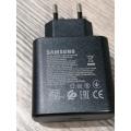 samsung 45w super fast adopter with Power Delivery 3.0 PPS Tech for Samsung S22 Series, S21 Series & Note 20 Series – Black & white. 