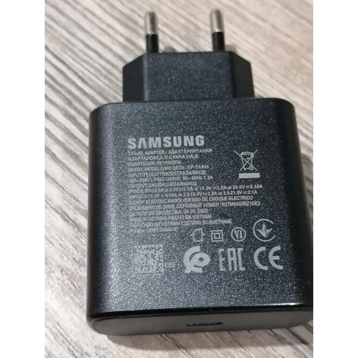 samsung 45w super fast adopter with Power Delivery 3.0 PPS Tech for Samsung S22 Series, S21 Series & Note 20 Series – Black & white