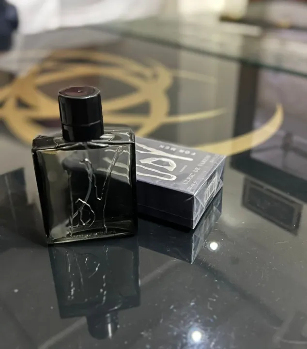 UDV%20Ulric%20De%20Varens%20Perfume%20for%20Men%20100ml%20%E2%80%93%20our%20impression%20Classic%20Long%20Lasting%20Eau%20De%20Toilette%20%7C%20Masculine,%20Seductive,%20Woody%20&%20Citrusy%20Fragrance%20-%20Image%204