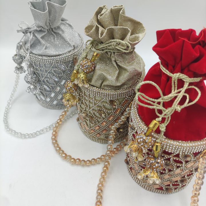 carmine%20Red%20Golden%20Silver%20Bridal%20Potli%20Bags%20Fancy%20bridal%20purse%20for%20girls%20bridal%20clutches%20for%20wedding%20bridal%20clutches%20bridal%20purse%20clutch%20bridal%20purse%20potli%20clutch%20for%20women%20bags%20for%20girls%20-%20Image%207