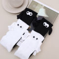 Magnetic Couple Hand-holding Socks For Men And Women Solid Colour Quirky Mid-thigh Socks Fashionable And Trendy Personalized White Sports Socks. 